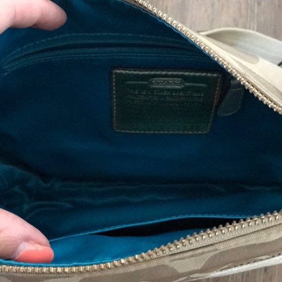 Coach side bag - Picture 3 of 4